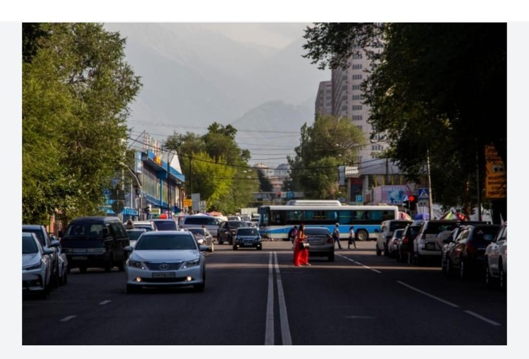 Tastaq Hostel Almaty Eksteriør billede