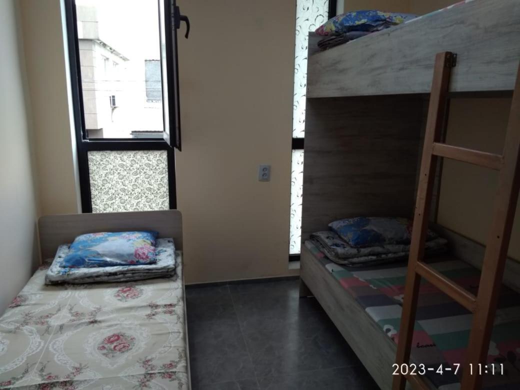 Tastaq Hostel Almaty Eksteriør billede